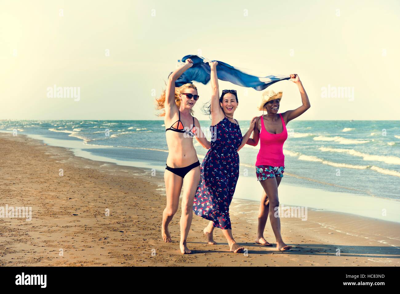 Giovane donna allegra concetto felice Foto Stock