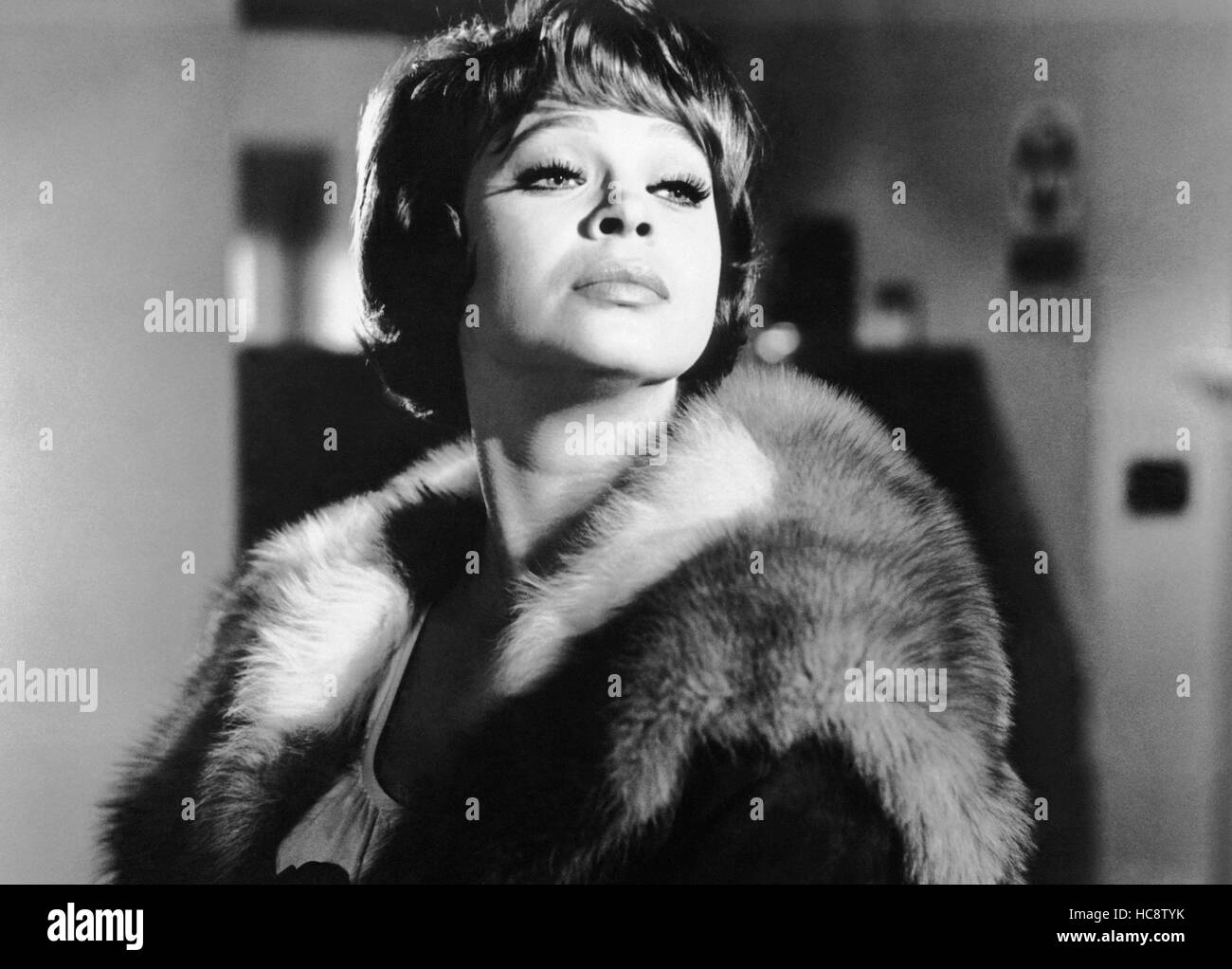 Chi ha ucciso ORSACCHIOTTO?, Juliet Prowse, 1965 Foto Stock