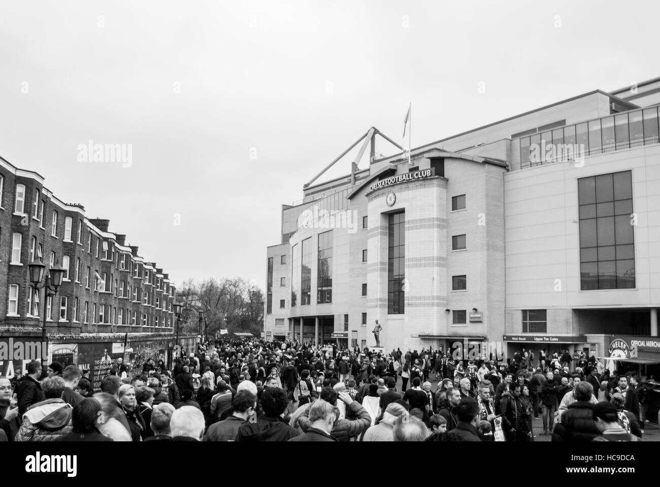 LONDON, Regno Unito - 22 novembre 2014: la vista esterna di Stamford Bridge, casa di Chelsea Football Club. Foto scattata prima di premier l Foto Stock