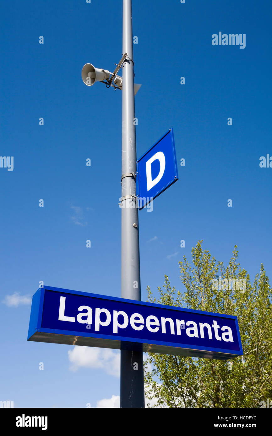 Lappeenranta railroad segno della piattaforma, Finlandia Foto Stock