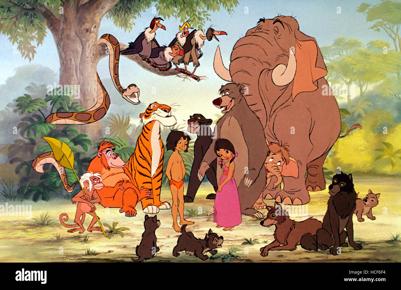 Il libro della giungla, (nell'albero l-r): Kaa, Buzzie, Ziggy, vertigini,  alette (l-r): Monkey, re Louie, Shere Khan, Mowgli, Bagheera Foto stock -  Alamy