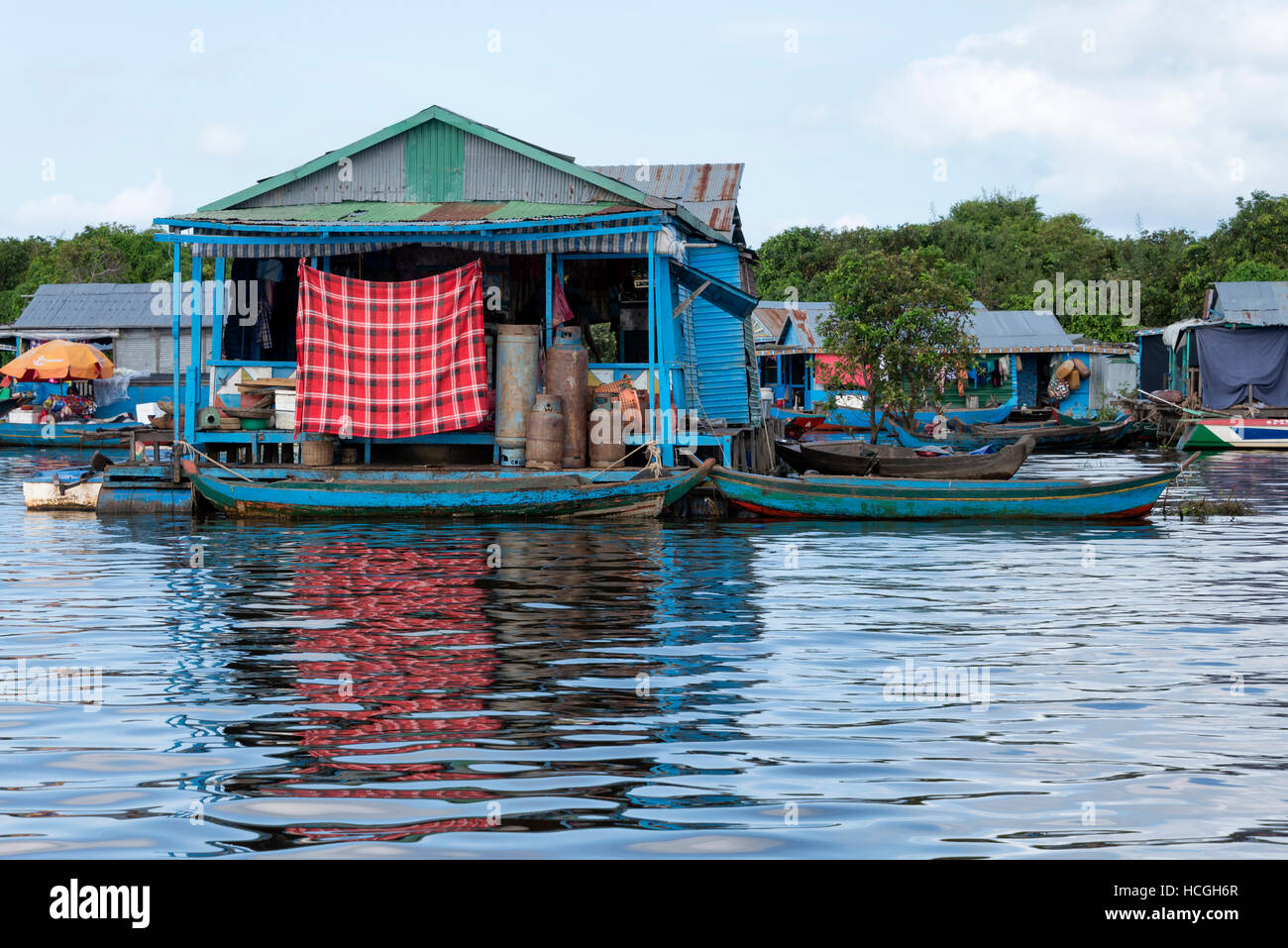 Villaggio galleggiante in Cambogia Foto Stock