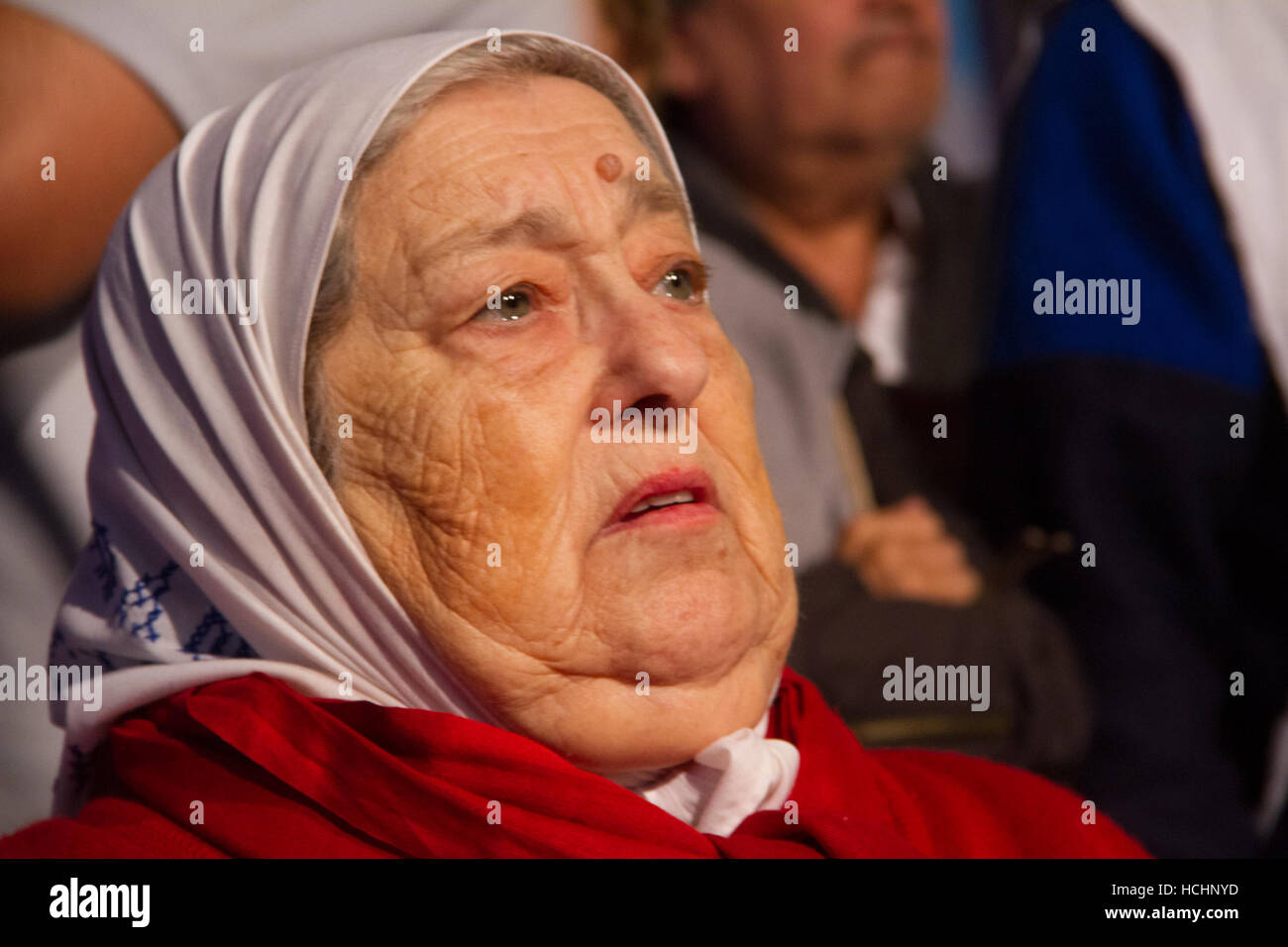 Buenos Aires, Argentina. L'8 dicembre, 2016. Hebe de Bonafini durante il Madres de Plaza de Mayo's Parade sulla Plaza de Mayo a Buenos Aires, Argentina Credito: Néstor J. Beremblum/Alamy Live News Foto Stock