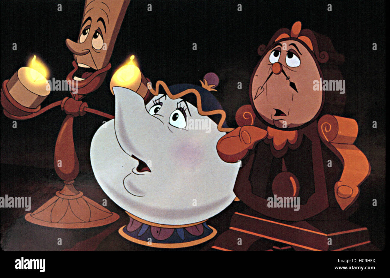 La bella e la bestia, Disney Animation, Lumiere (candelabro), Mrs.Potts  (teiera), Cogsworth (clock), 1991 Foto stock - Alamy