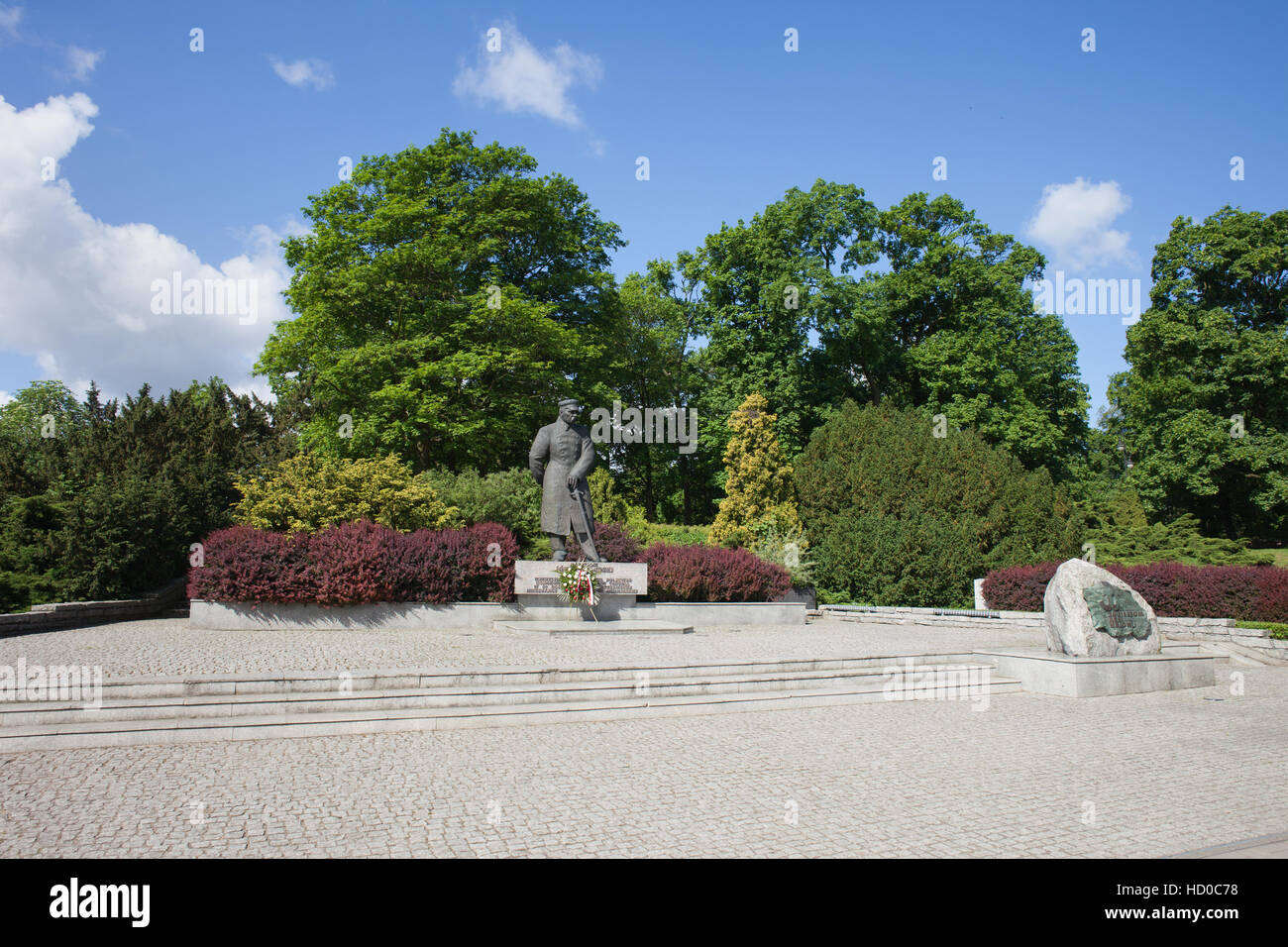 Il maresciallo Jozef Pilsudski monumento sulla piazza Rapackiego nella città di Torun, Polonia Foto Stock