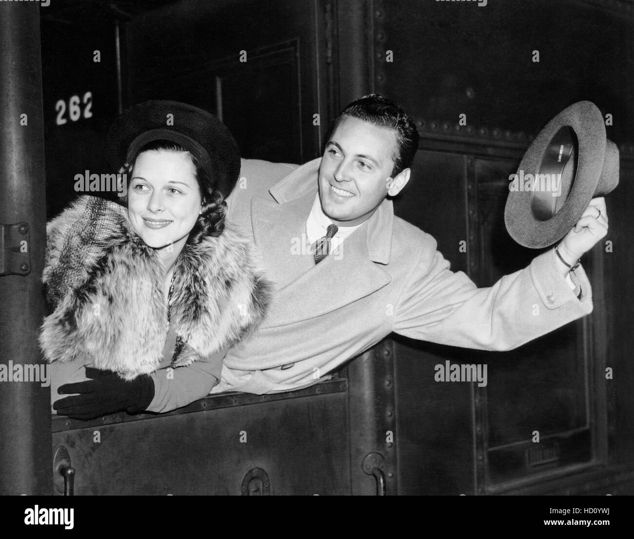 Da sinistra, Irene Hervey, Allan Jones, per giungere a New York il xx secolo Limited, Marzo 1938 Foto Stock