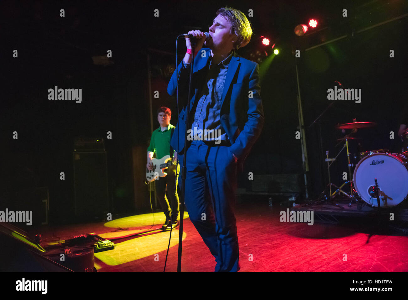 Girl Band eseguire sul palco a Scala, 8 Dicembre 2016 a Londra Inghilterra. Foto Stock