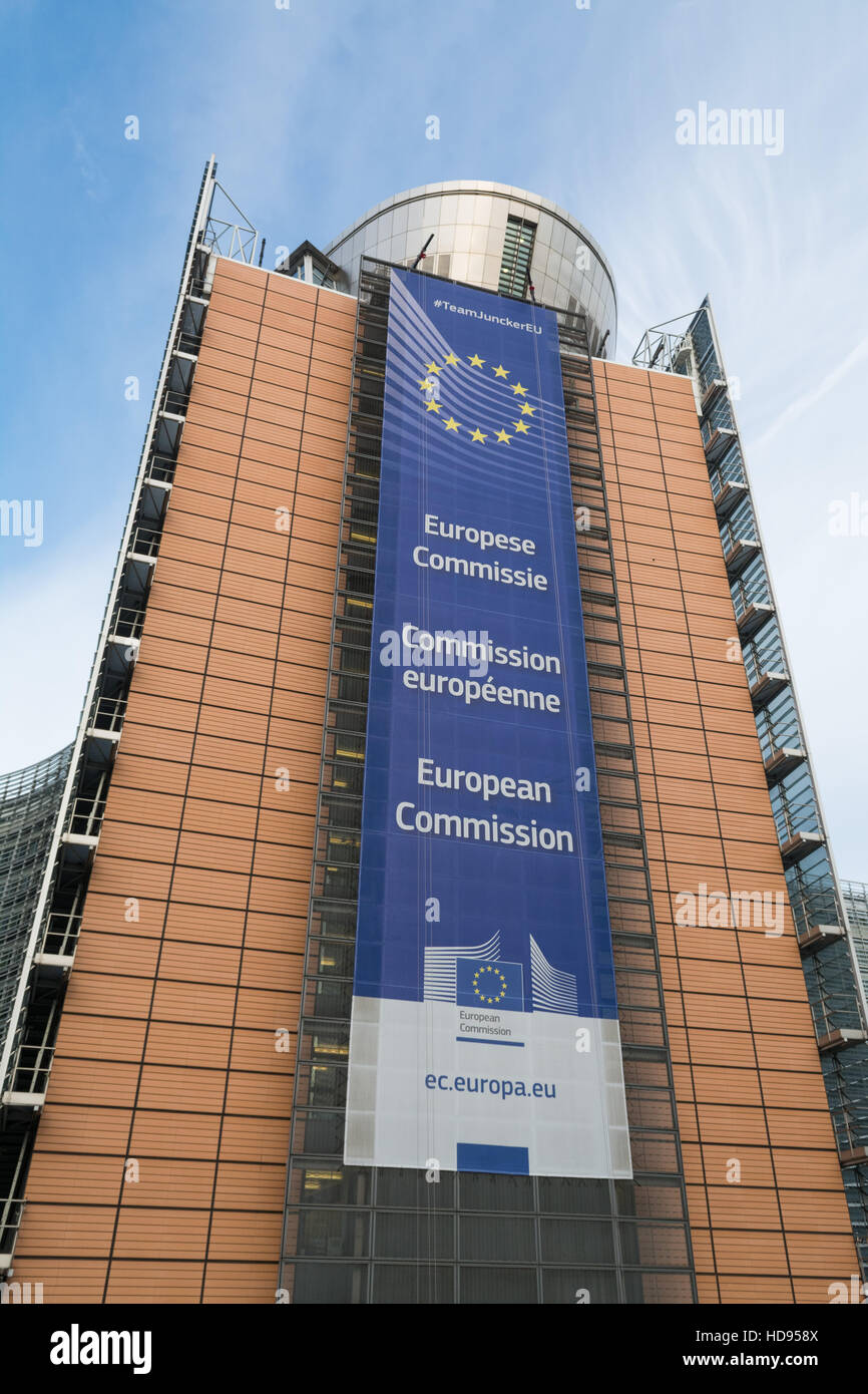 Sede centrale della Commissione europea, edificio Berlaymont, a Bruxelles, in Belgio Foto Stock