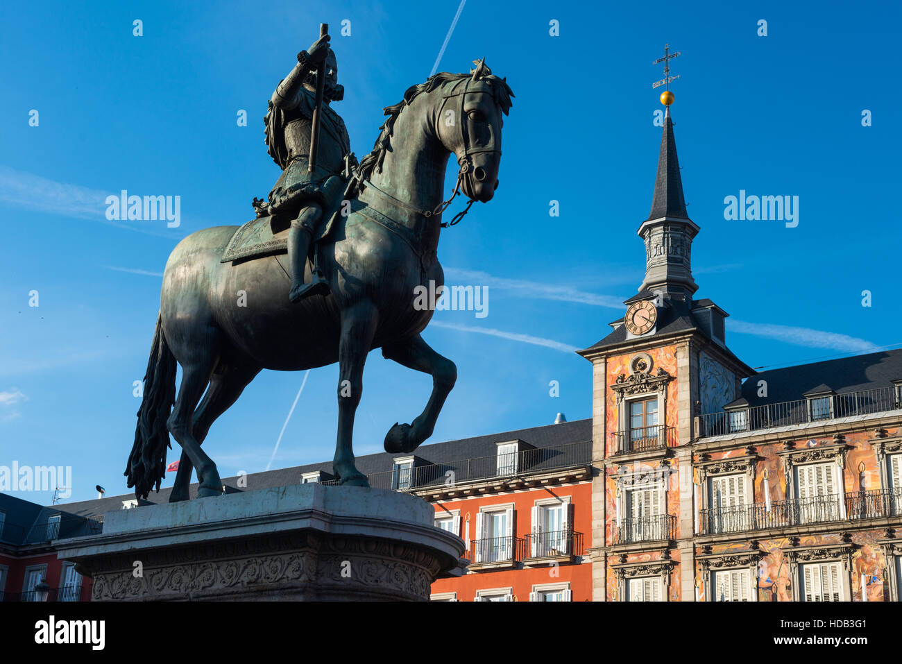 Felipe III statua a Plaza Mayor, Madrid, Spagna Foto Stock