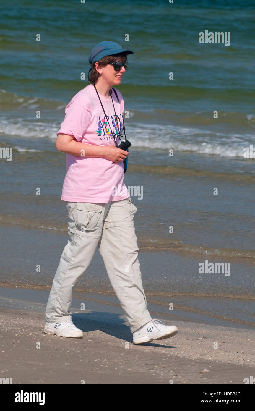 Beachcombing, Mustang Island State Park, Texas Foto Stock