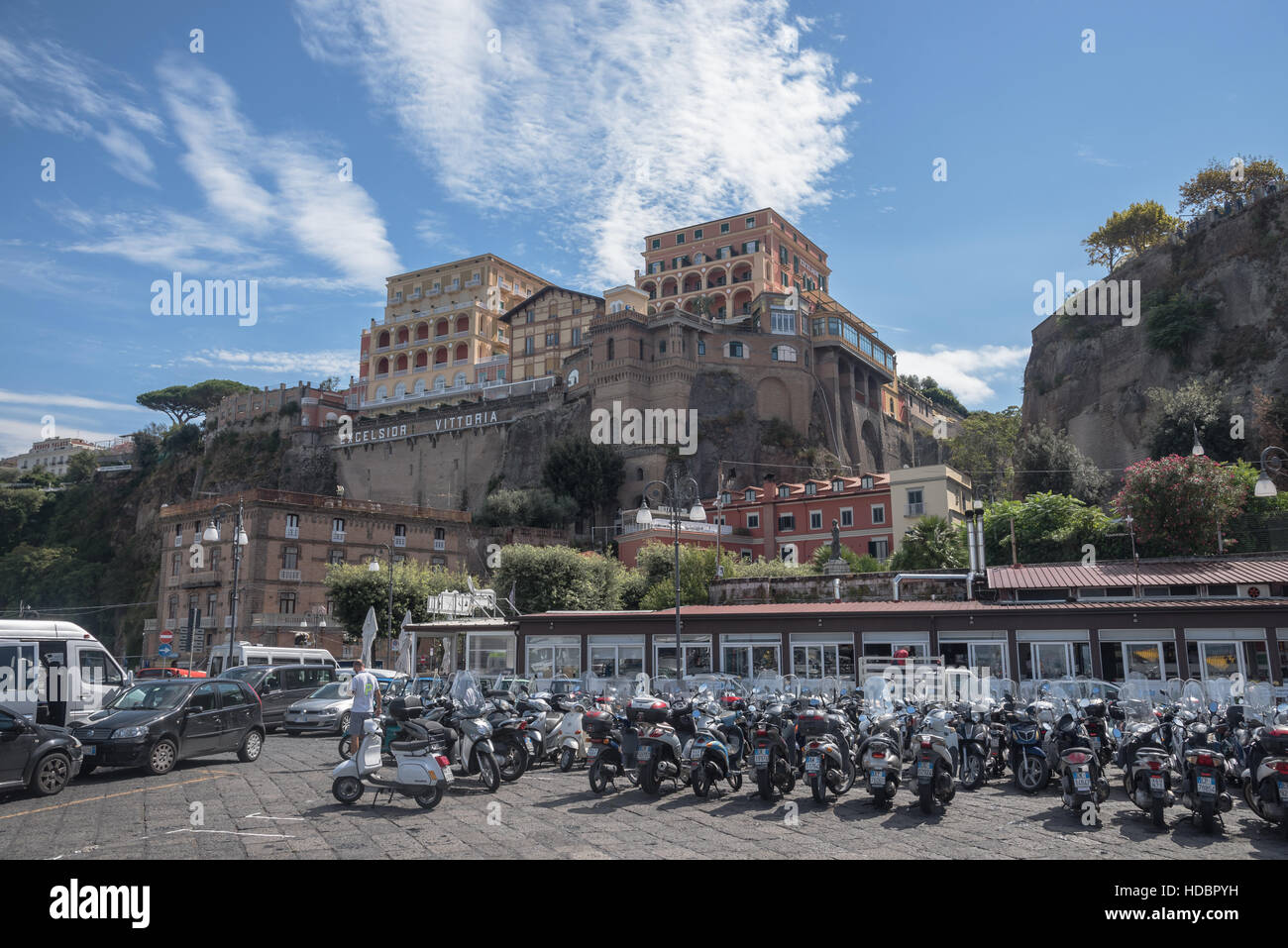 La parte costiera di Sorrento , Campania, Italia Meridionale, Europa Foto Stock