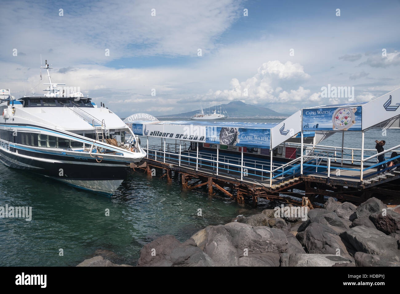 Il molo di Sorrento , Campania, Italia Meridionale, Europa Foto Stock