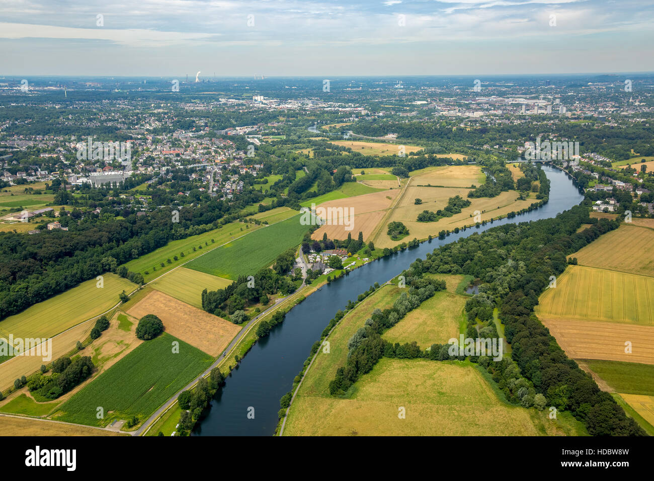Fotografia aerea, distretto della Ruhr, Valle della Ruhr, pianure alluvionali della Ruhr, a sud di Mülheim an der Ruhr, distretto della Ruhr Foto Stock