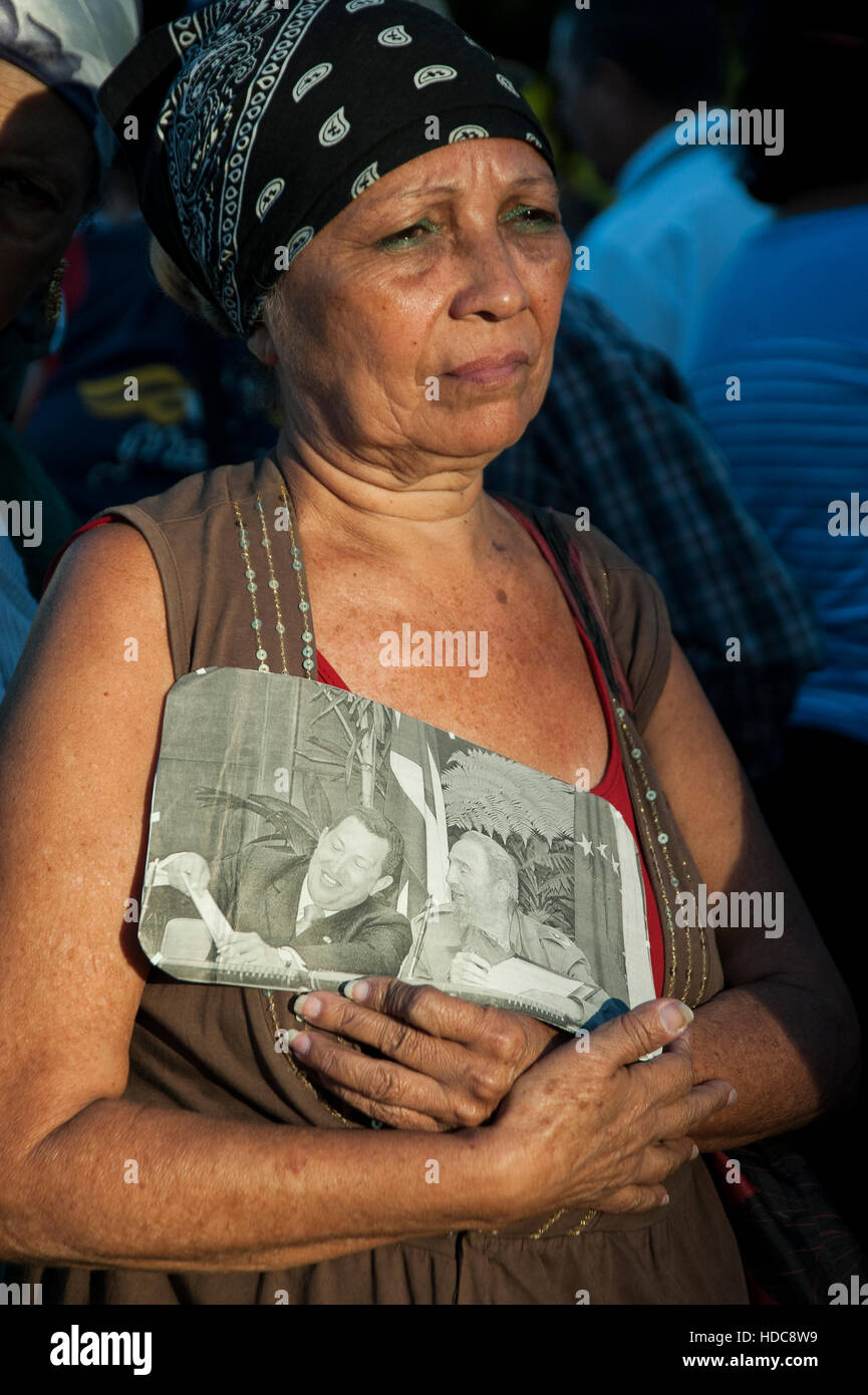 Mourner a Fidel Castro's Memorial a l'Avana, Cuba Foto Stock