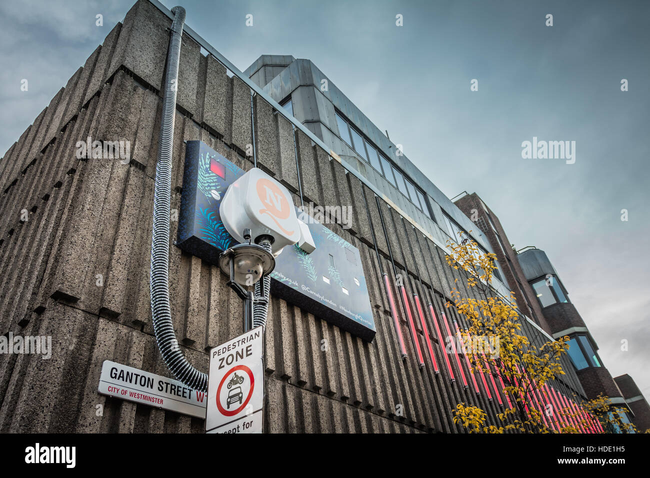 Le luci di Natale su Carnaby Street, Londra, Regno Unito Foto Stock
