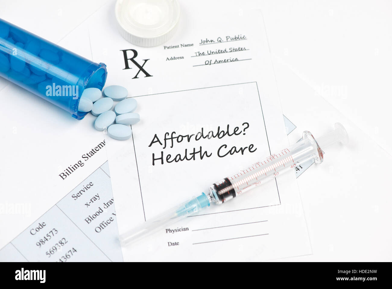 La disponibilità di cure mediche a prezzi accessibili e di prescrizione dichiarazione di fatturazione. Documenti creati dal fotografo. Foto Stock