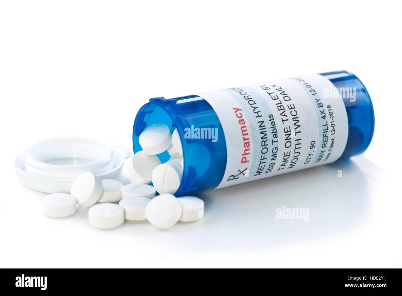 La metformina bottiglia di prescrizione. La metformina è un nome generico del farmaco e l'etichetta è stata creata dal fotografo. Foto Stock