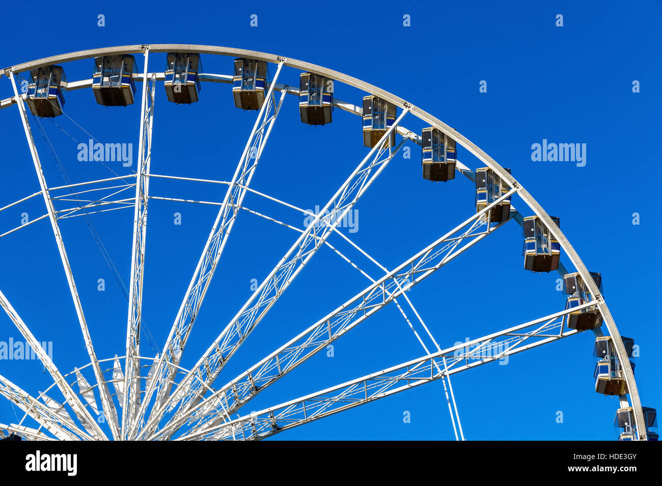 Gigantesca ruota panoramica in Winter Wonderland, una fiera di Natale a Londra Foto Stock