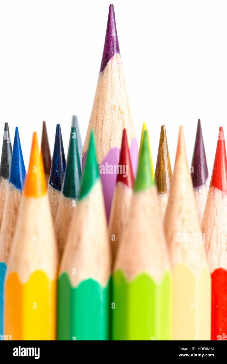 Numero di matite di colore isolato su sfondo bianco Foto Stock