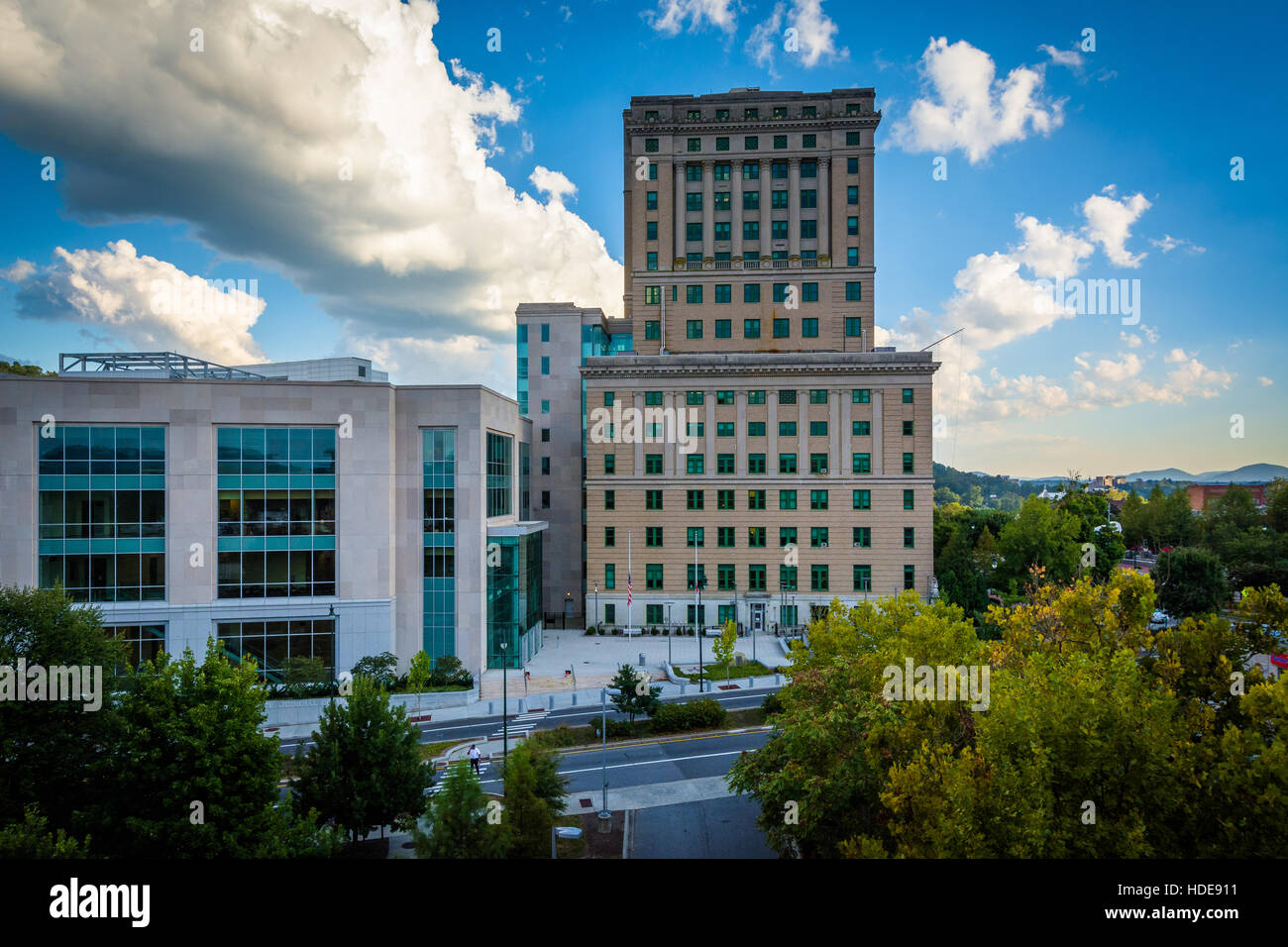 Vista del Buncombe County Courthouse, nel centro cittadino di Asheville, North Carolina. Foto Stock