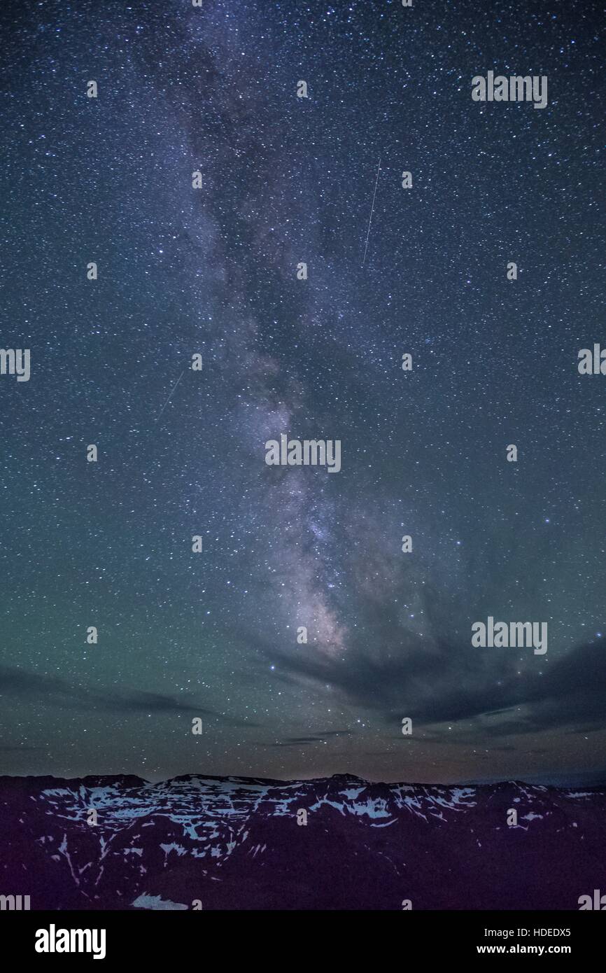 Un cielo stellato sopra l'alto deserto a Steens Mountain gestione di cooperative e di area di protezione Luglio 19, 2013 in Oregon. Foto Stock