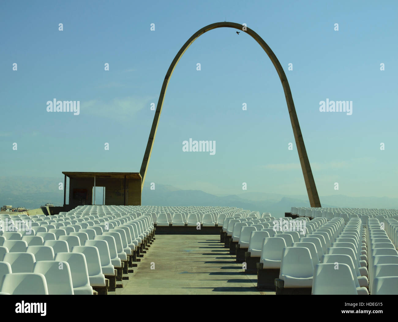 Un teatro, architetto Oscar Niemeyer, luoghi abbandonati. Foto Stock