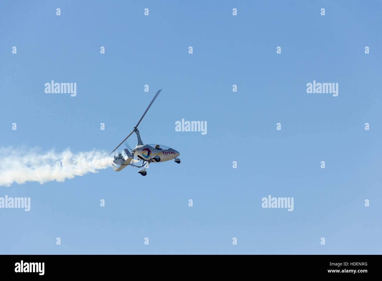 RotorSport Calidus "G-DISP Autogiro' volato da Peter Davies dando un display a 2016 airshow di Blackpool. Foto Stock