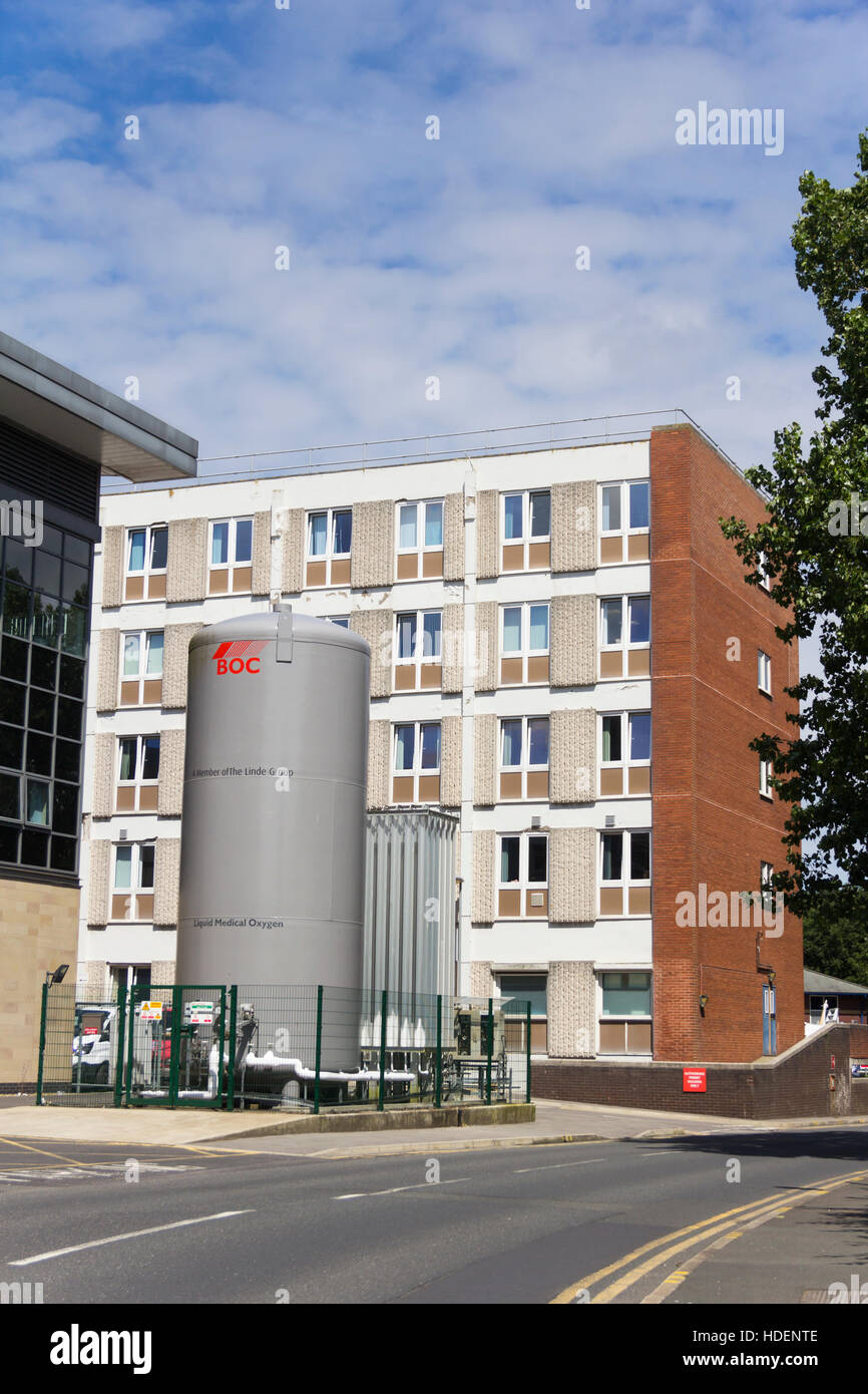 BOC ossigeno bulk serbatoio di stoccaggio presso il Blackpool Victoria Hospital, Lancashire. Foto Stock