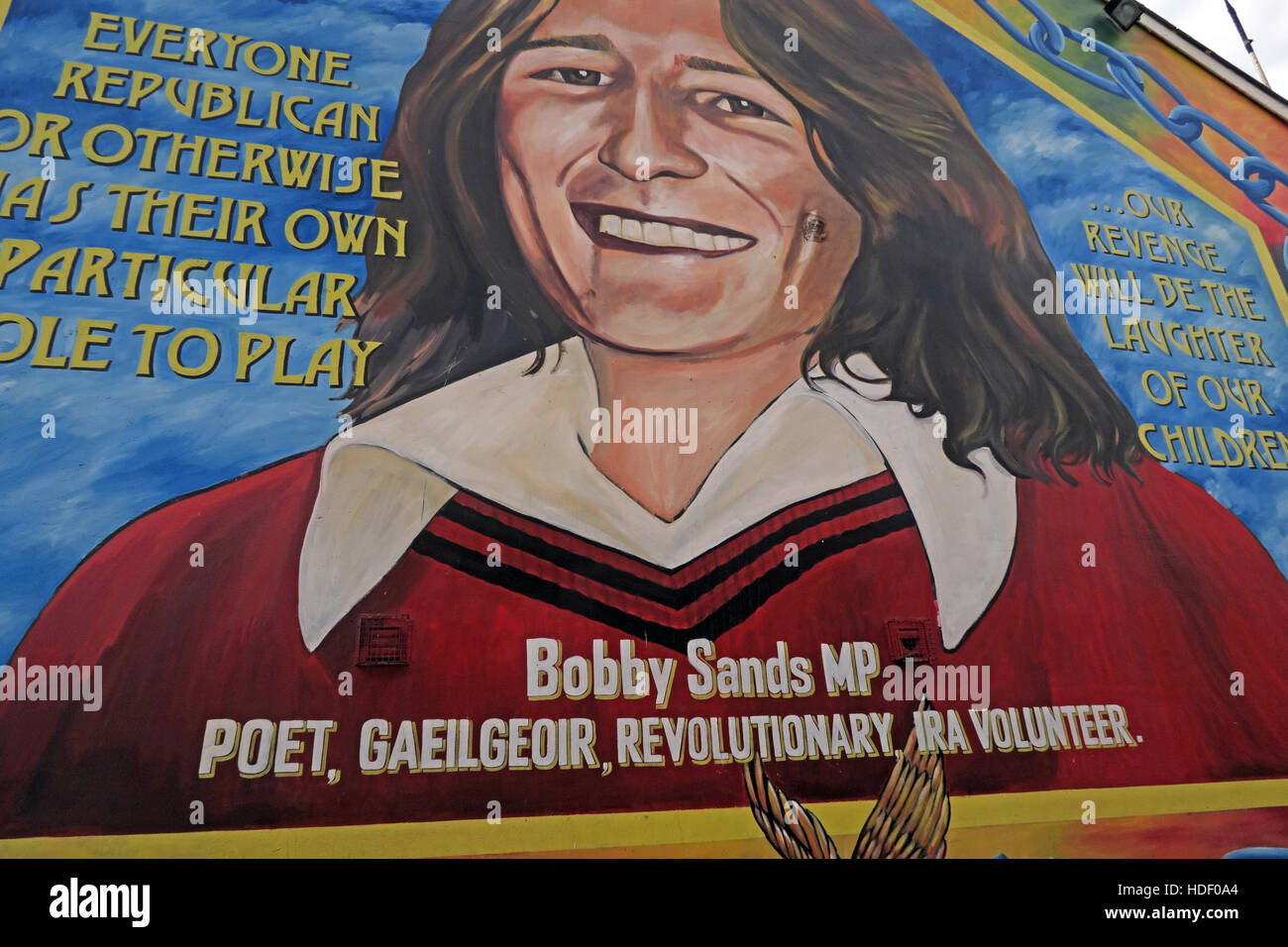 Tutti repubblicano. Belfast cade murale Rd- Bobby Sands MP, poeta,Gaeilgeoir,rivoluzionario,IRA volontario Foto Stock