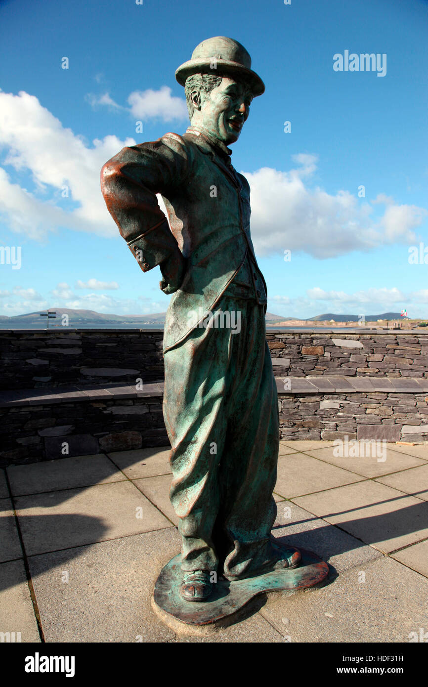 Statua di Charles Chaplin in Waterville, la sua meta preferita per le vacanze Foto Stock