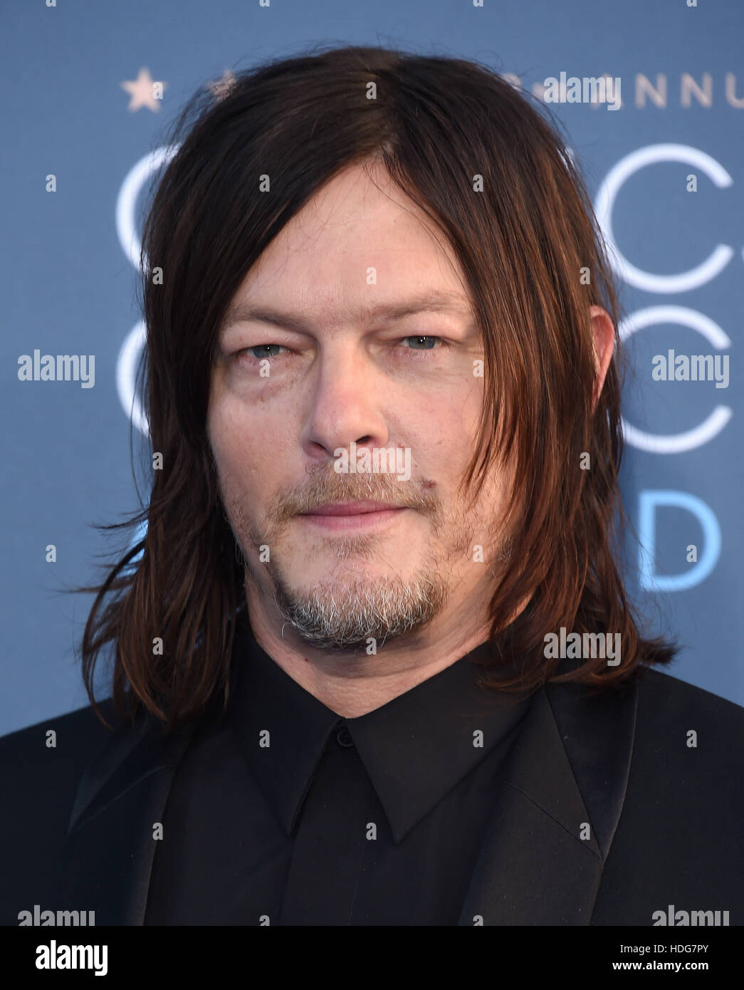 Santa Monica, California, Stati Uniti d'America. Undicesimo Dec, 2016. Norman Reedus arriva per la XXII edizione critica' Choice Awards a Barker appendiabiti. Credito: Lisa O'Connor/ZUMA filo/Alamy Live News Foto Stock