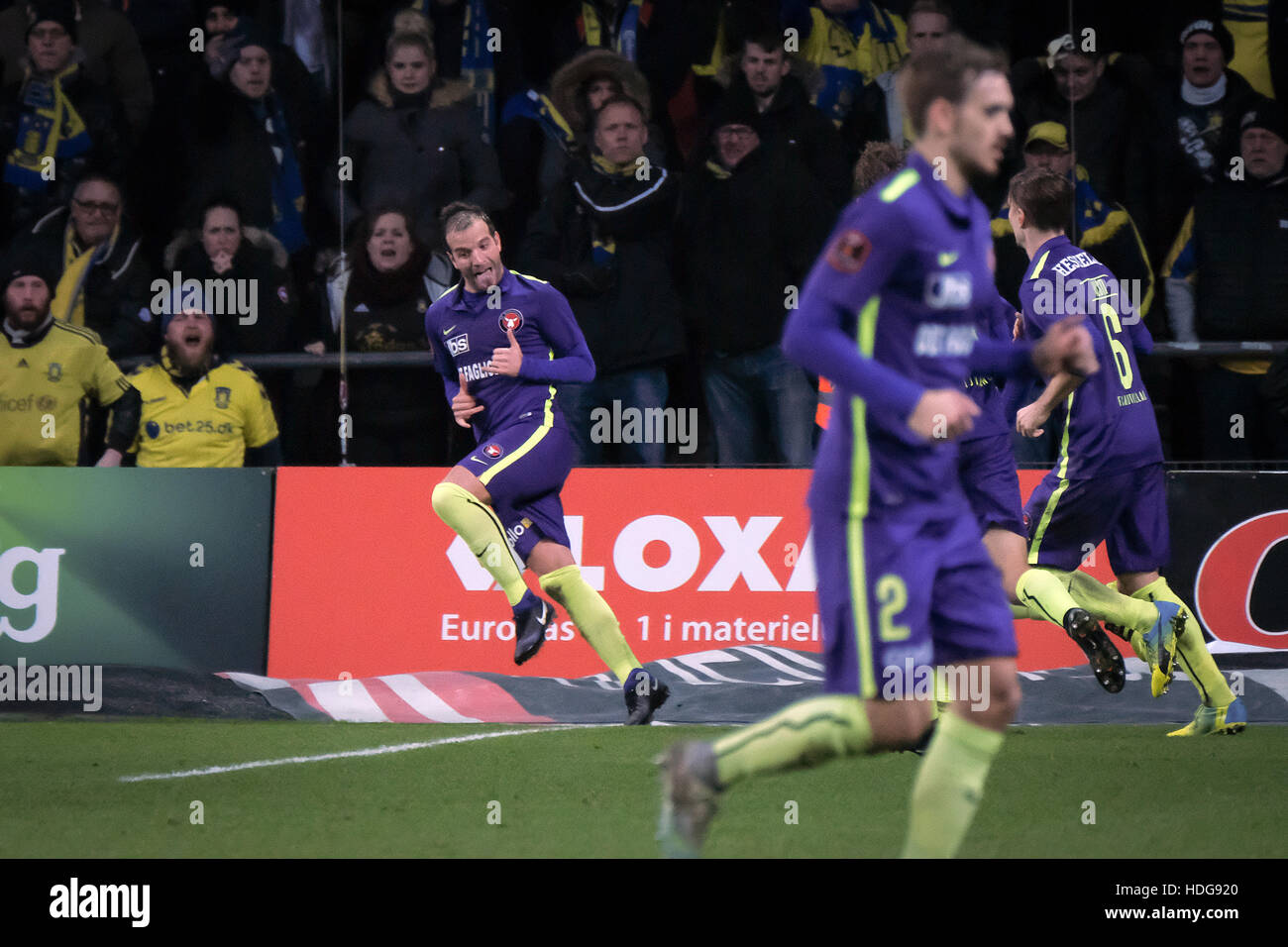 Copenhagen, Danimarca. Undicesimo Dec, 2016. Il calciatore Rafael van der Vaart di FC Midtjylland visto in azione durante il ALKA Superliga match tra Brøndby se e FC Midtjylland a Brøndby Stadion. Credito: Kim M. Leland/Alamy Live News Foto Stock