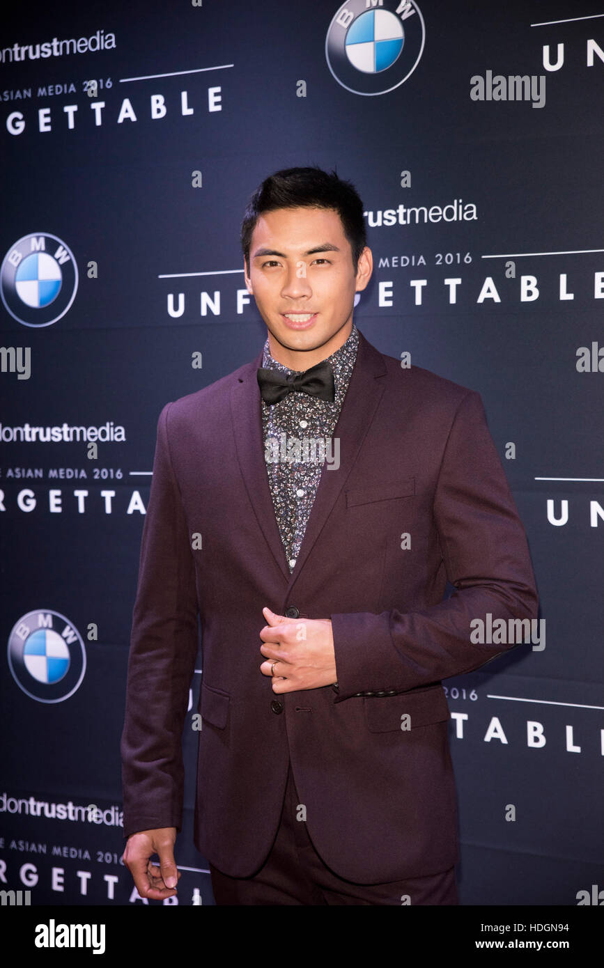 Yoshi Sudarso arriva al gala indimenticabili Dicembre 10, 2016 in Beverly Hilton di Beverly Hills, la California. Foto Stock