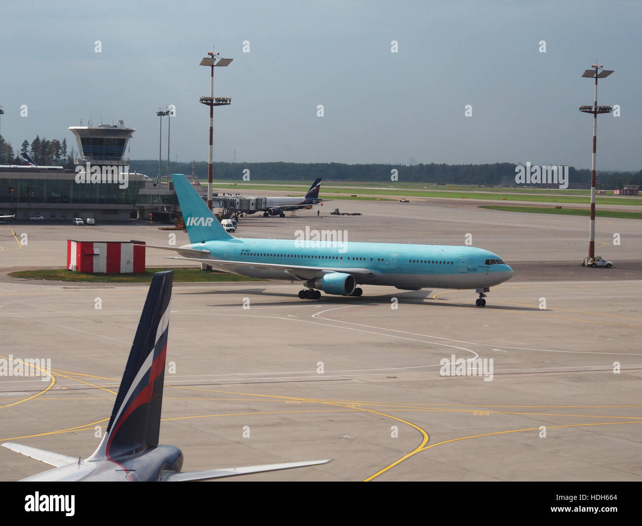 VP-boy (aeromobili) presso l'Aeroporto Internazionale di Sheremetyevo pic2 Foto Stock