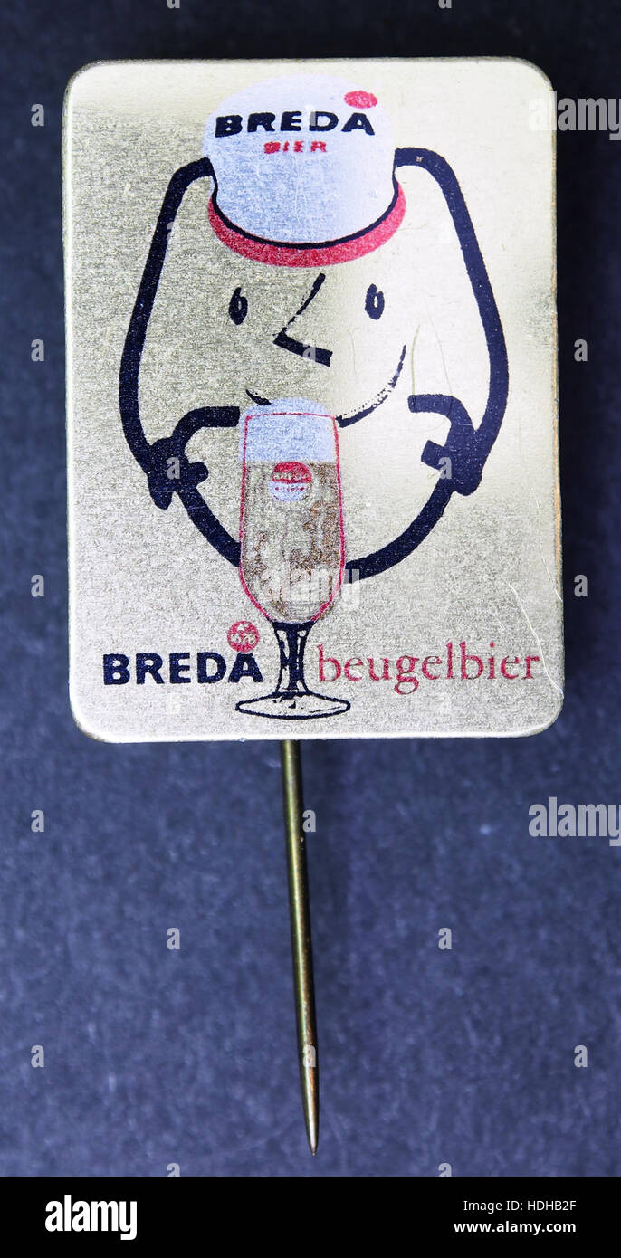 Il Breda beugelbier speltje, un apribottiglie vintage in birra di Breda, una città nei Paesi Bassi, riflette la cultura della birra della regione e le tradizioni storiche di birraggio. Foto Stock
