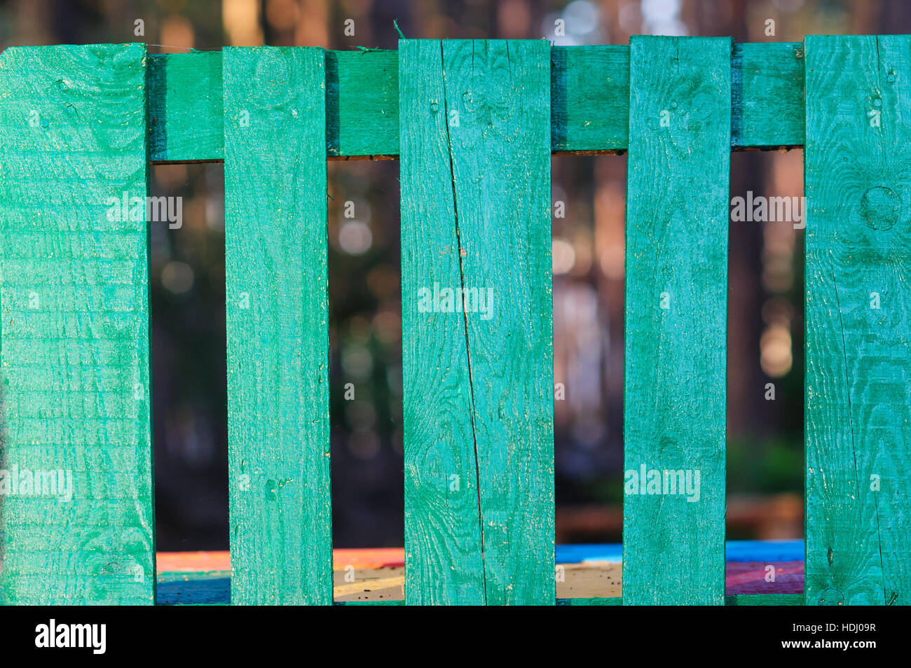 Verde di recinzione in legno nel villaggio Foto Stock