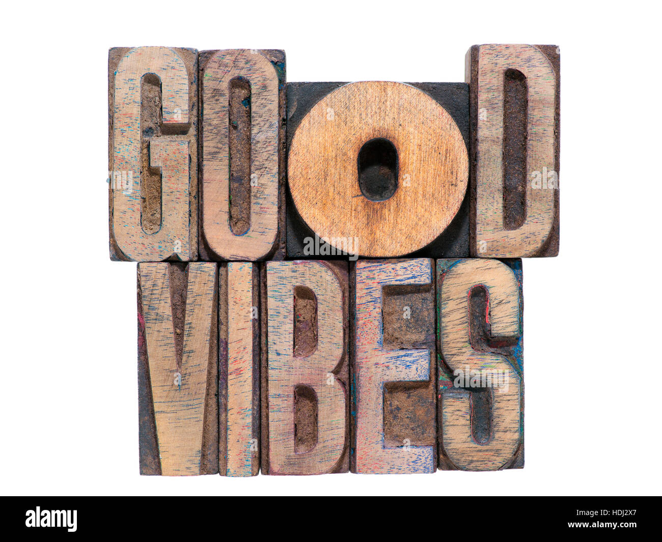 Good Vibes frase composta dalla miscela di legno tipo di stampa in rilievo isolato su bianco Foto Stock
