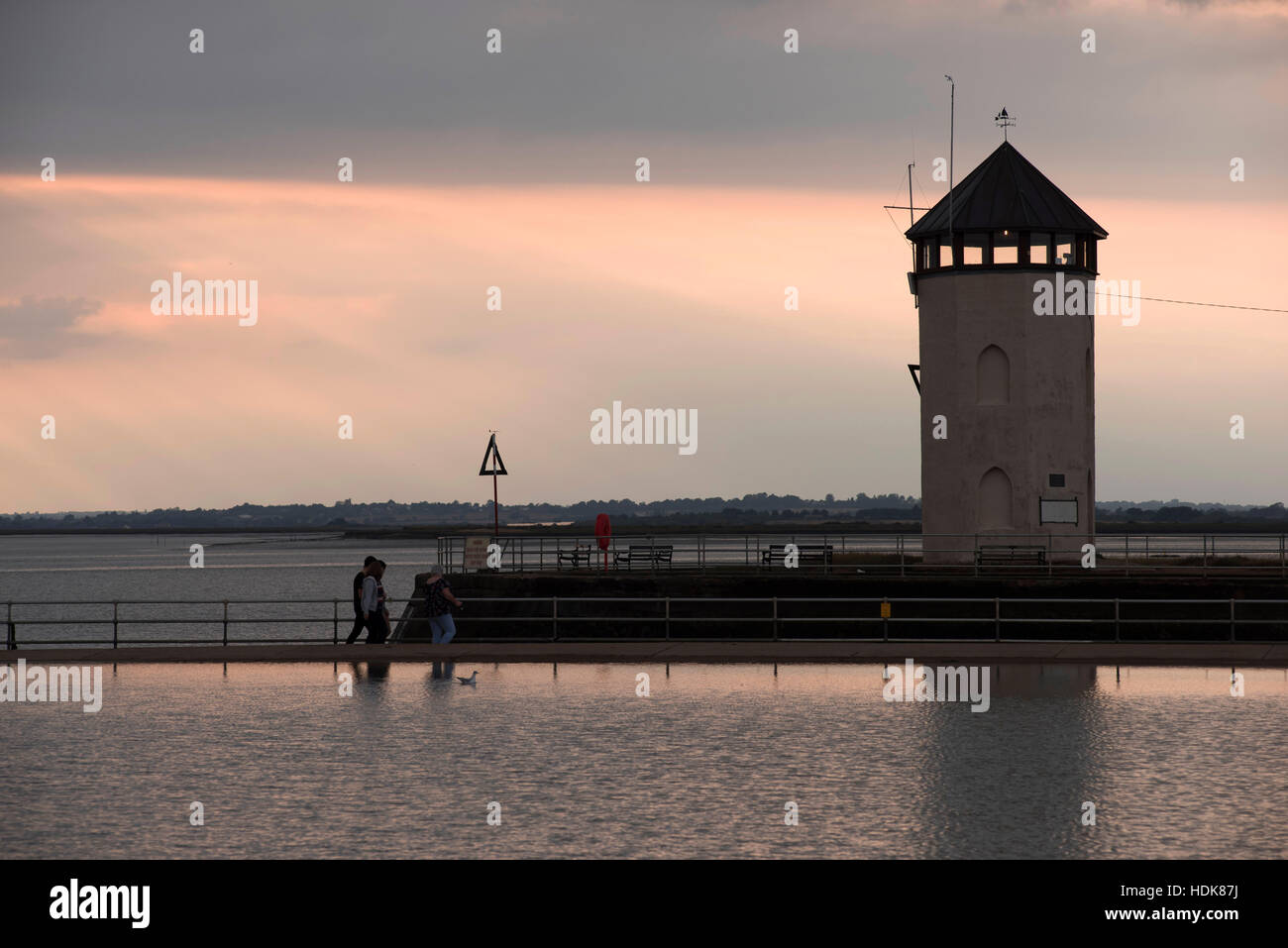 Bateman's Tower, Brightlingsea al tramonto con il Walkers. Foto Stock