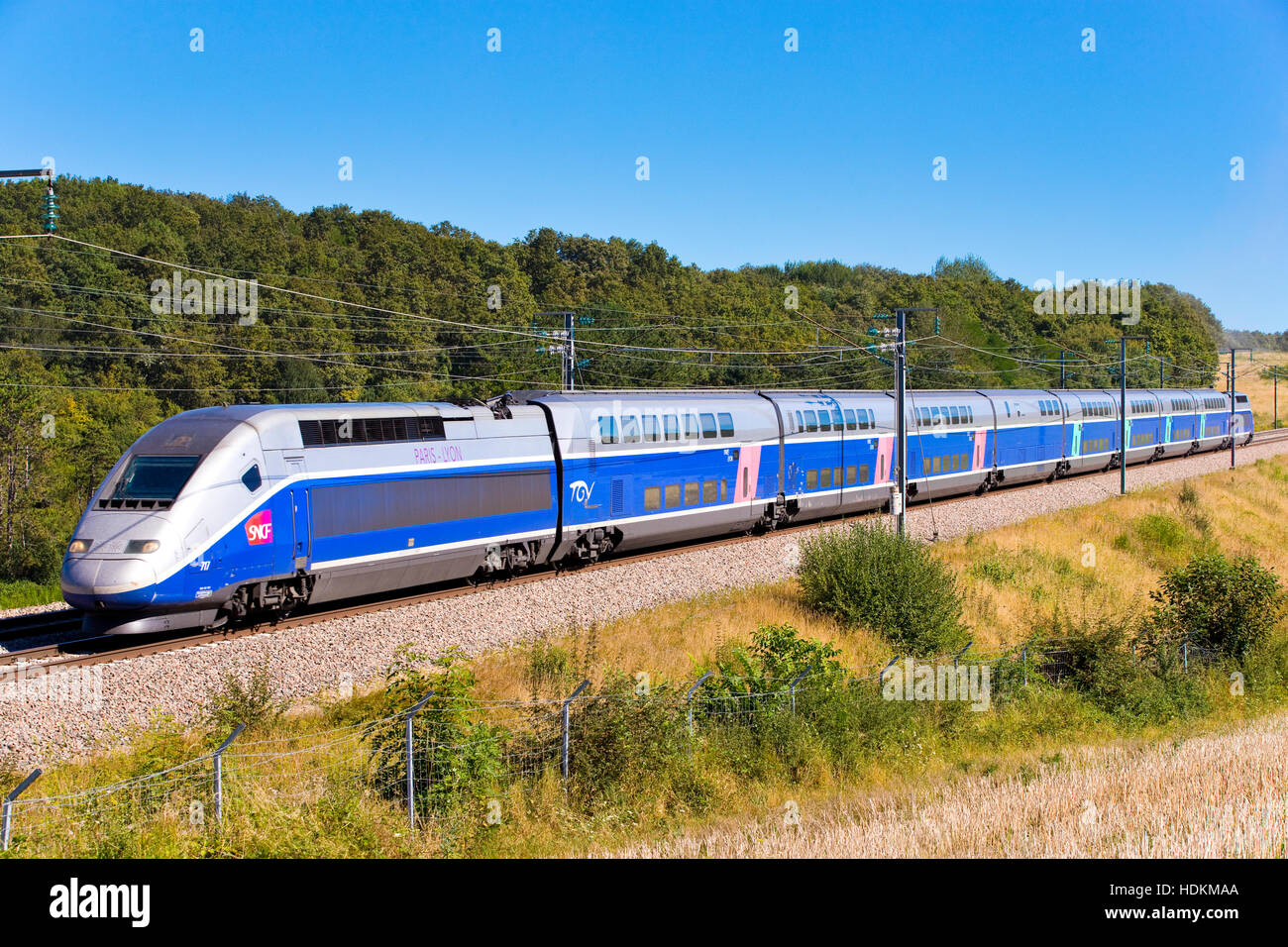 Il TGV Duplex in Borgogna, Francia Foto Stock