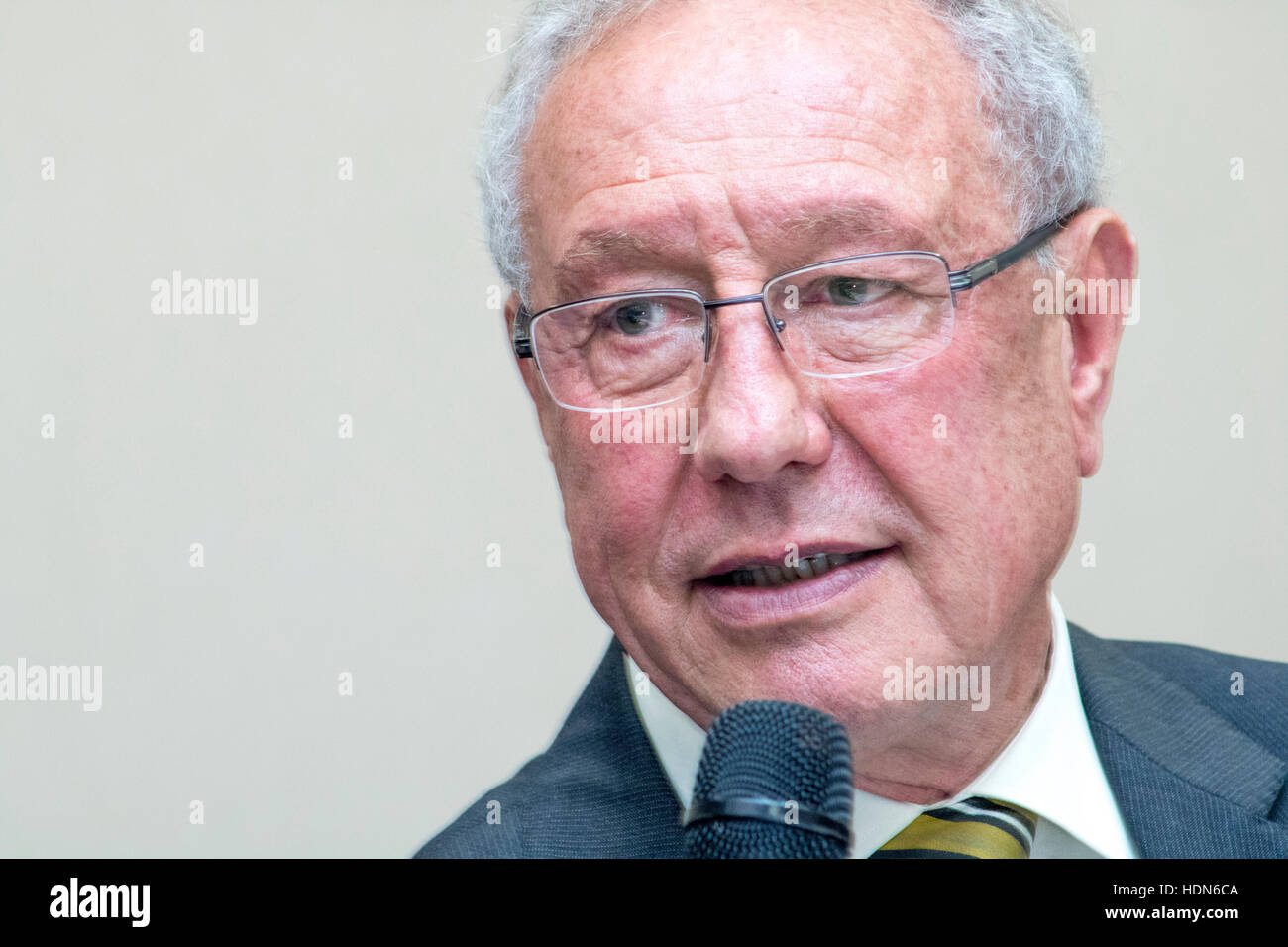 Sao Paulo, Brasile. Xiii Dec, 2016. Francisco Turra, Presidente dell Associazione Brasiliana di proteina animale in conferenza stampa, São Paulo, Brasile. Credito: Alf Ribeiro/Alamy Live News Foto Stock