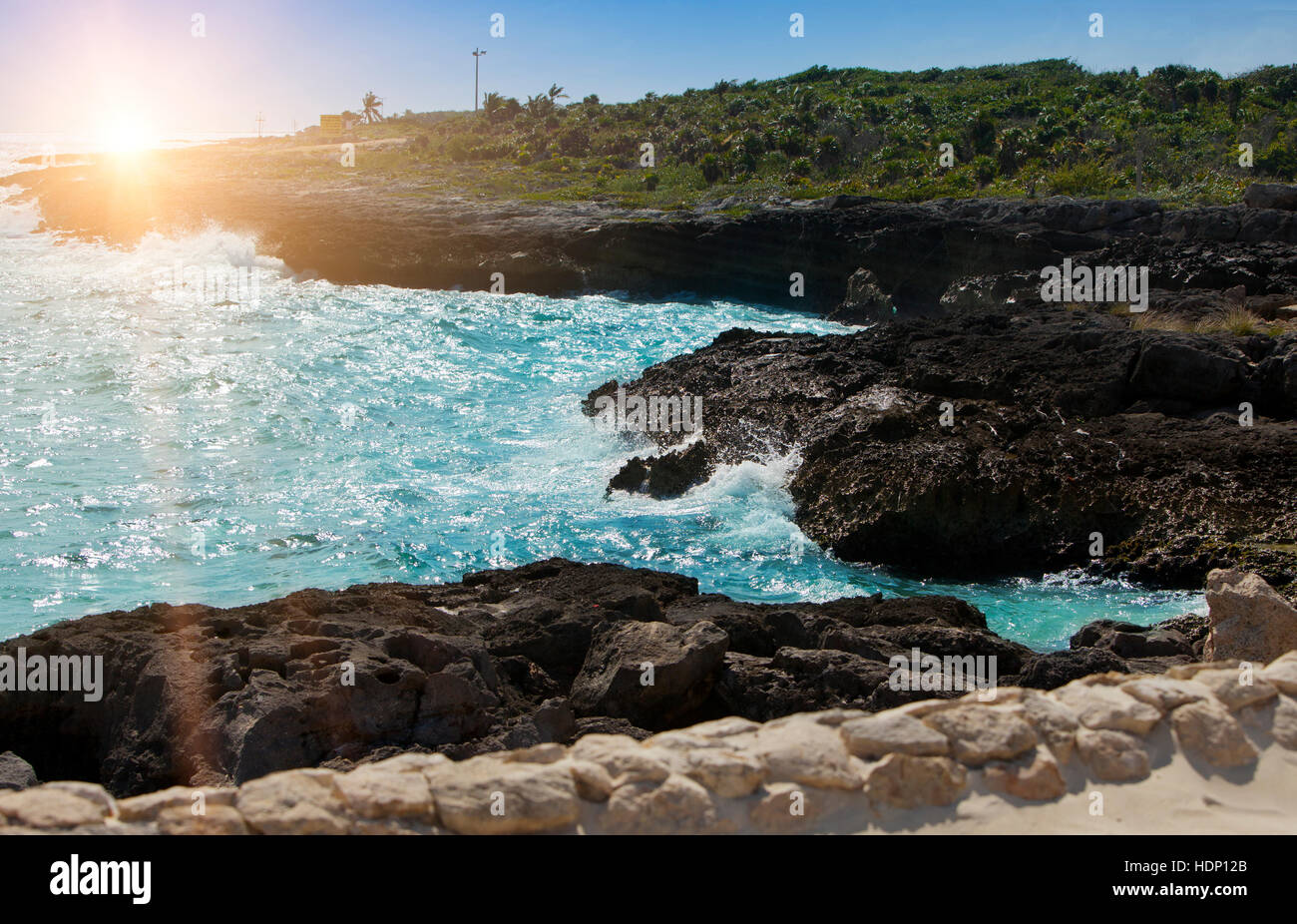 La costa del mare nel parco vicino a Cozumel, Messico Foto Stock