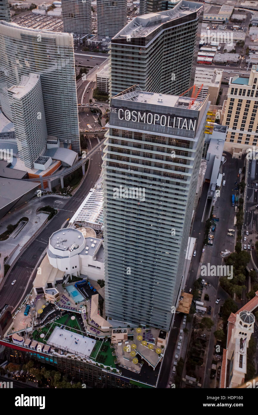 Vista aerea del Cosmopolitan Hotel sullo Strip di Las Vegas, Nevada, STATI UNITI D'AMERICA Foto Stock