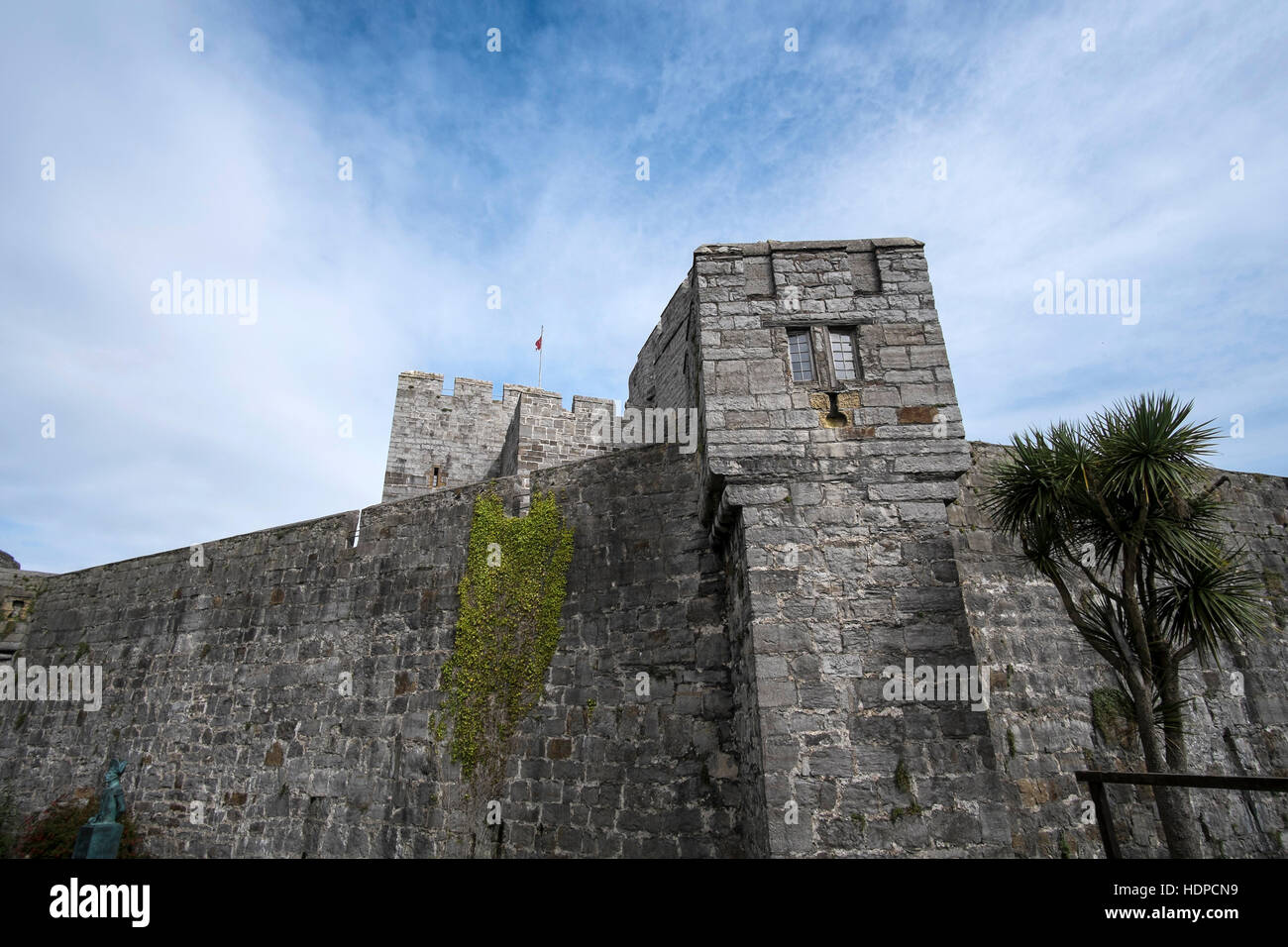Una vista sul castello di Rushen a Castletown, Isola di Man Foto Stock