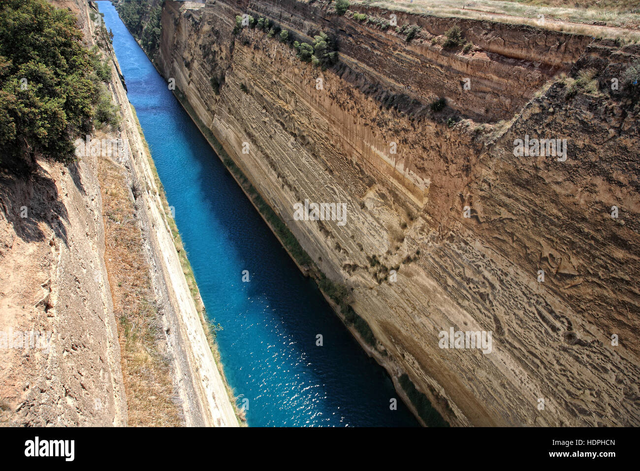 Corinthos canale di passaggio acqua grecce Foto Stock