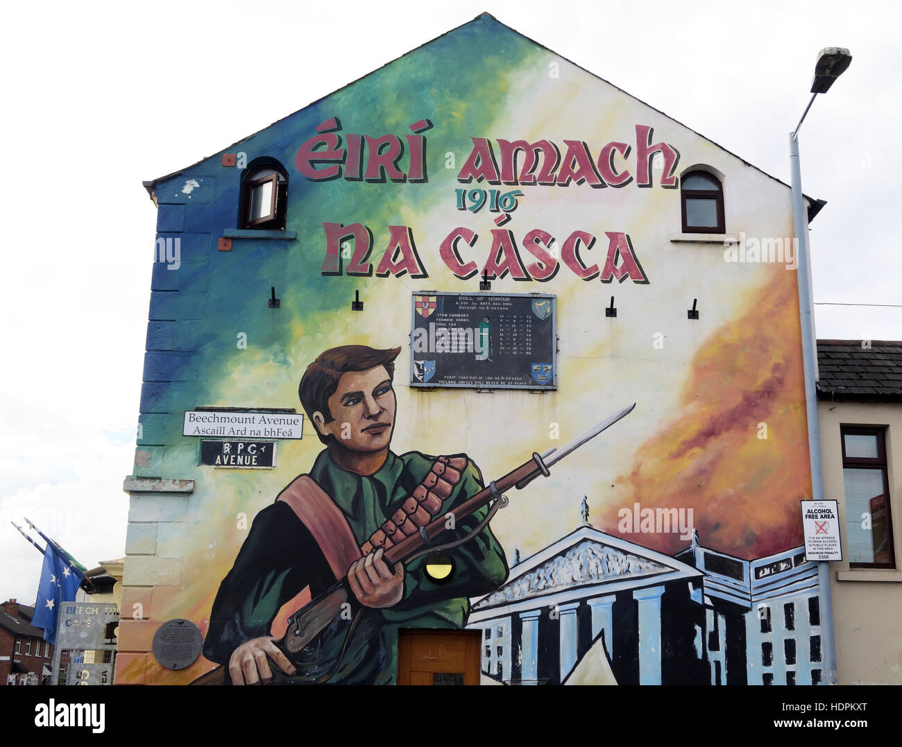 Belfast cade Rd murale repubblicano- RPG Ave, Beechmount Avenue,1916 Pasqua in aumento Foto Stock