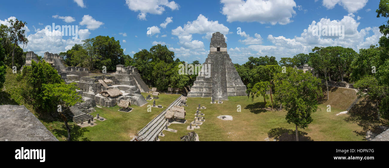 Tempio che io o tempio della grande Jaguar, è una piramide funeraria dedicata a Jasaw Chan K'awil, che fu seppellito nella struttura in ANNUNCIO 734. Il pyram Foto Stock