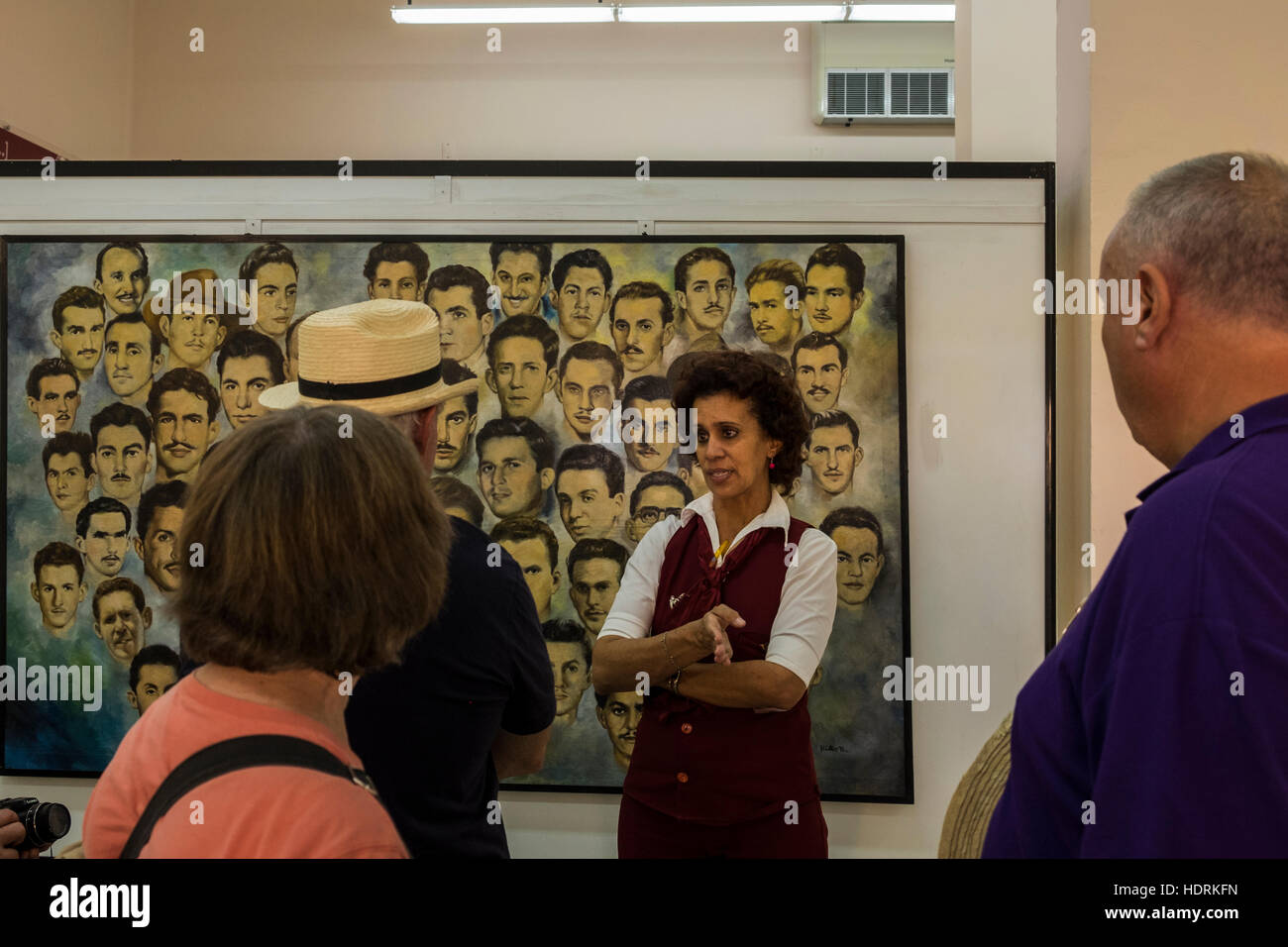 Guida al Museo Moncada, scena della disastrosa rivolta nel 1953, Santiago de Cuba, Cuba. Foto Stock