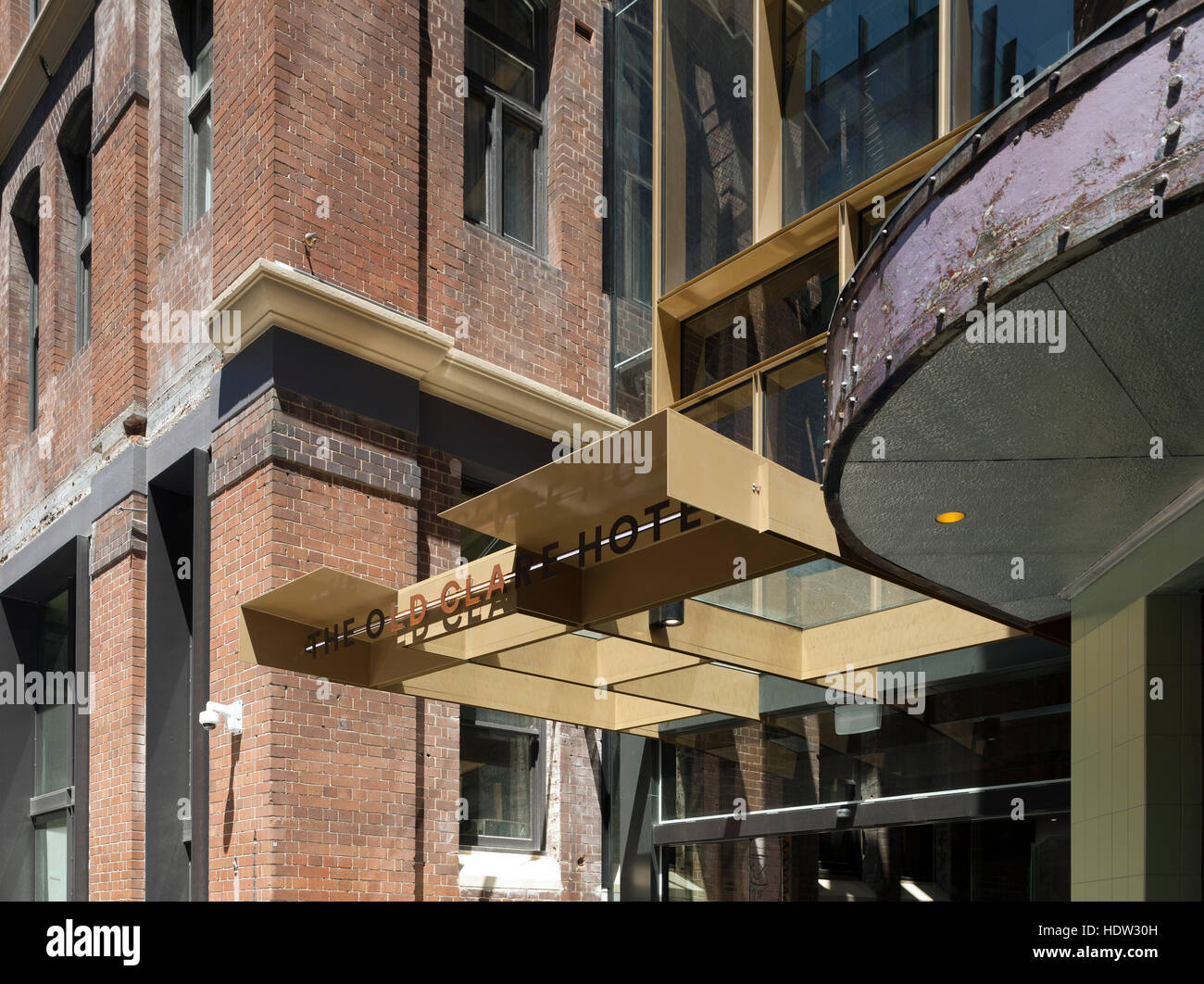 Entrata tenda. Il vecchio Hotel Clare, Sydney, Australia. Architetto: Tonkin Zulaikha Greer, 2015. Foto Stock