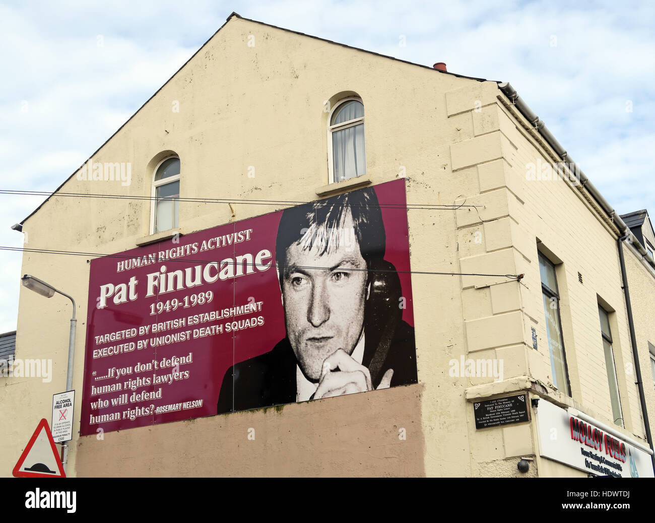 Belfast cade Rd il repubblicano attivista per i Diritti Umani,Pat Finucane Foto Stock