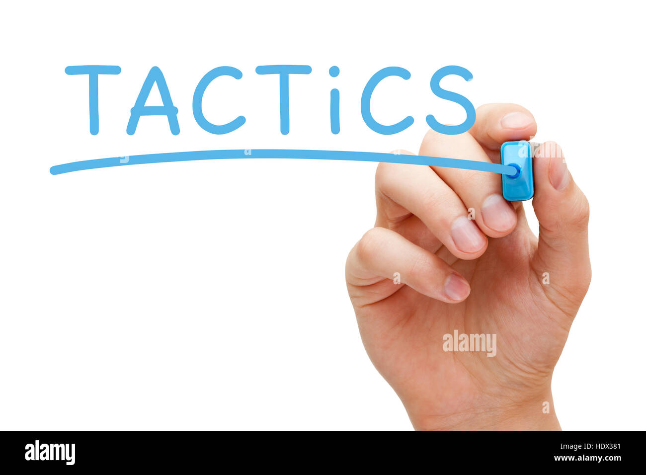 La scrittura a mano tattiche con marcatore blu su trasparente scheda di pulizia. Foto Stock